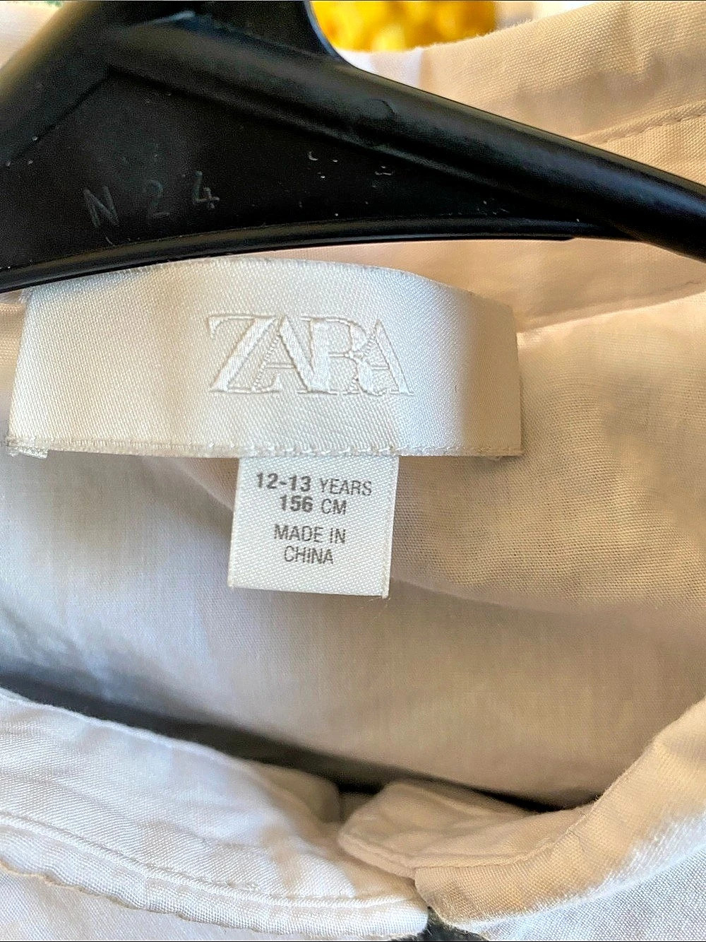 Zara Bow Knit Vest Girls Gray & White Size 12-13 Years